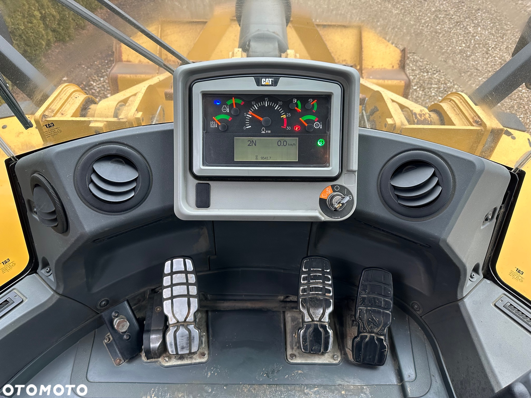 Caterpillar 972M / 966M / 962M / 950M - 36