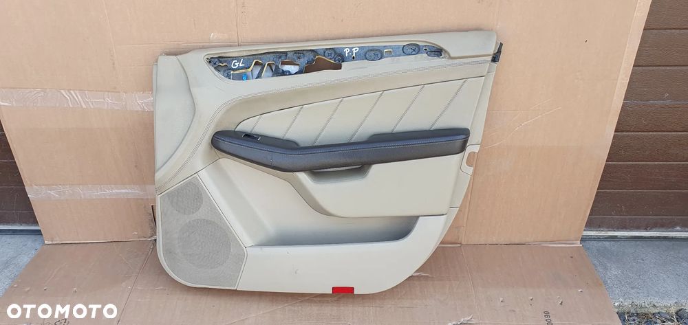 Boczek tapicerka drzwi prawy przód przednia prawa Mercedes GL X166 W166 - 1