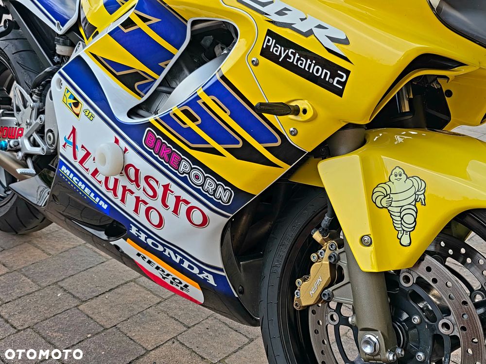 Honda CBR - 16