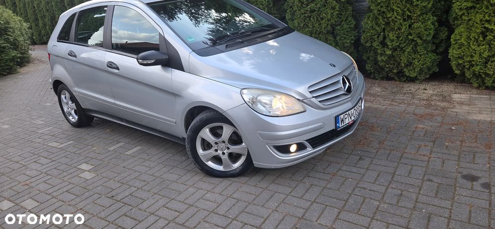 Mercedes-Benz Klasa B - 1