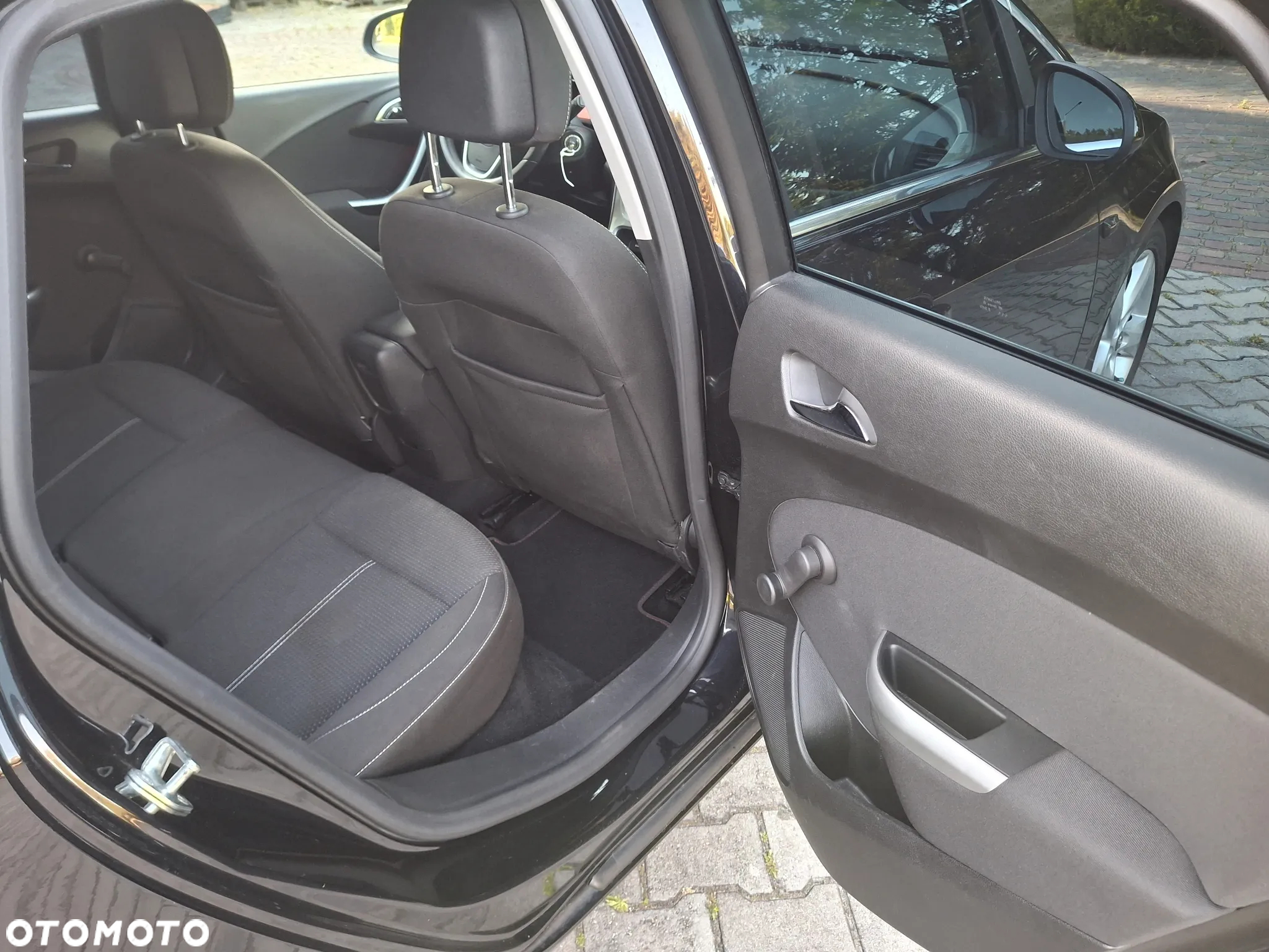 Opel Astra 1.4 Turbo Cosmo - 31