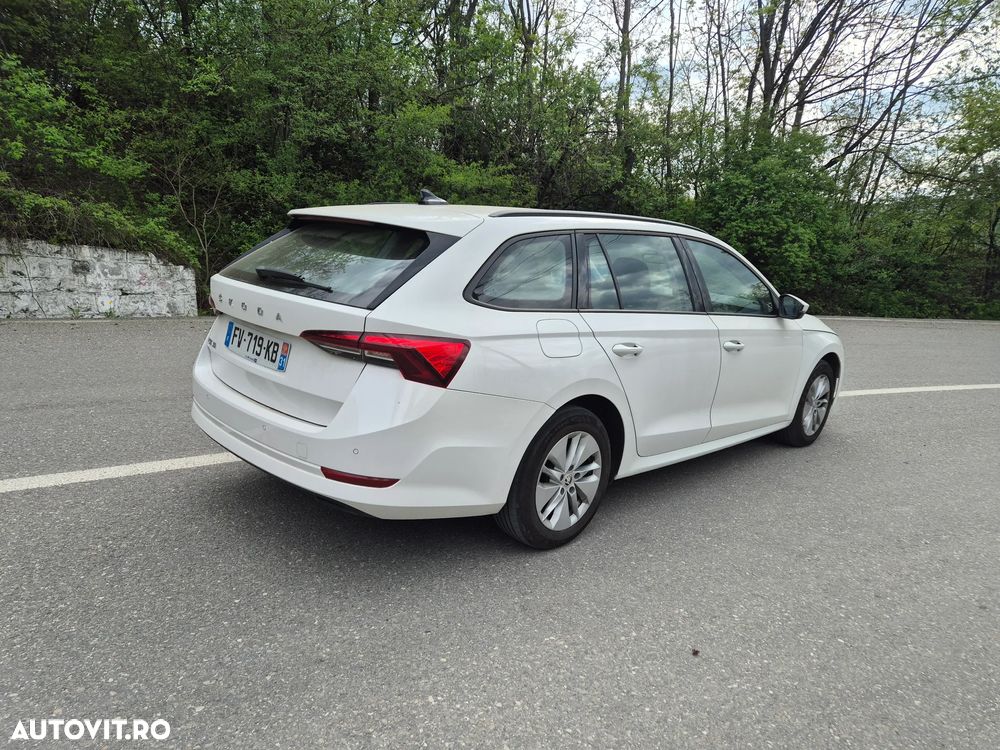 Skoda Octavia 2.0 TDI DSG Exclusive Plus - 30
