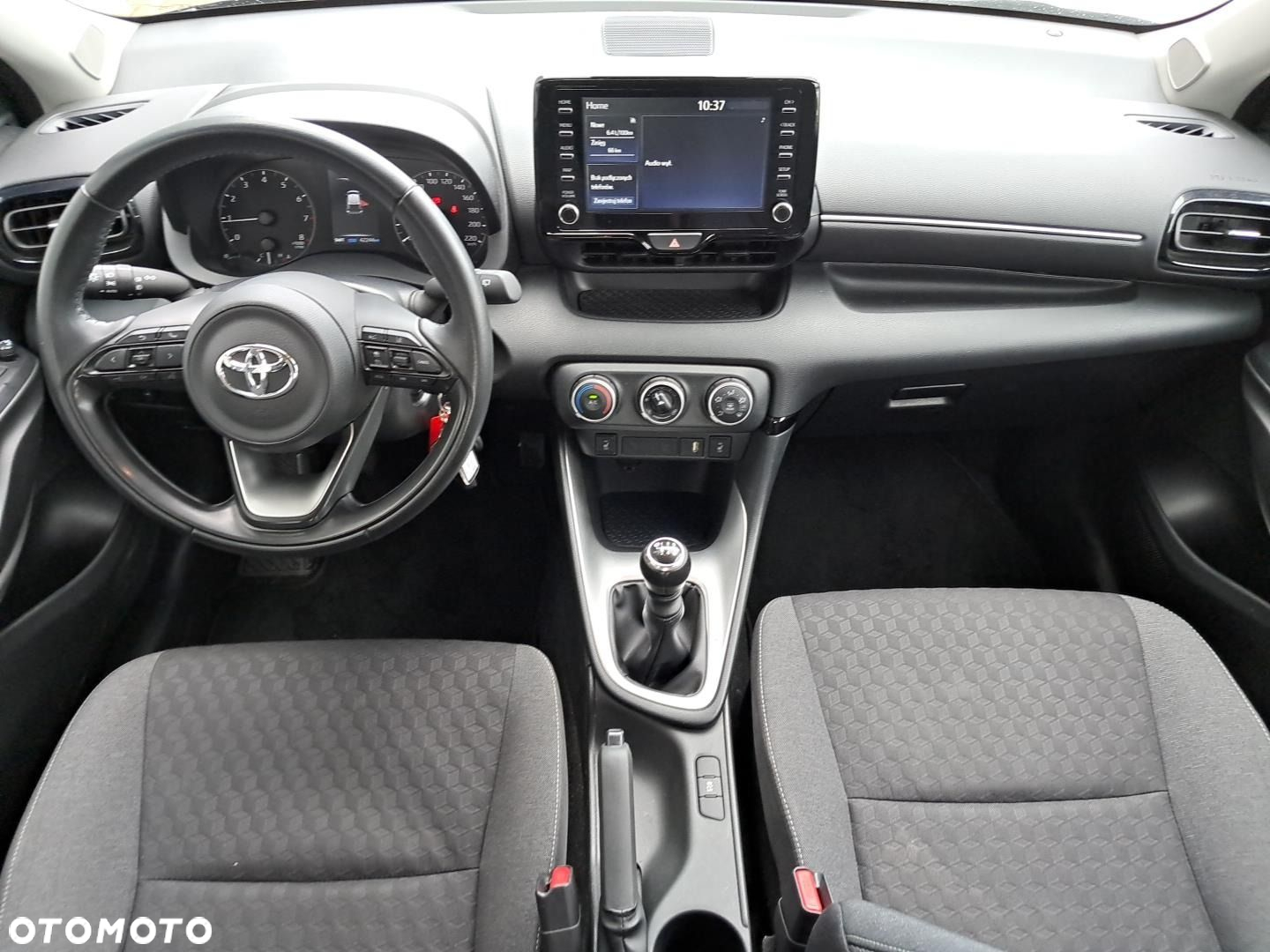 Toyota Yaris - 9