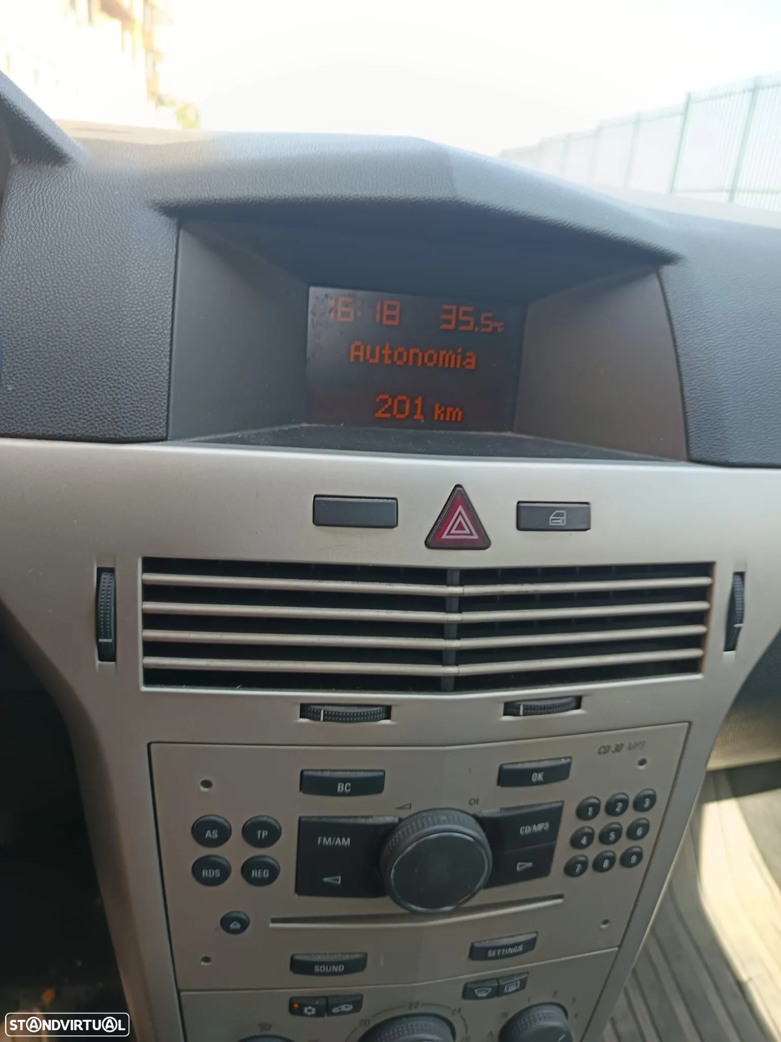 Opel Astra 1.7 CDTi Cosmo - 11