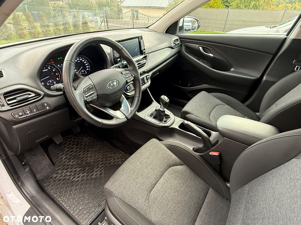 Hyundai i30 - 21