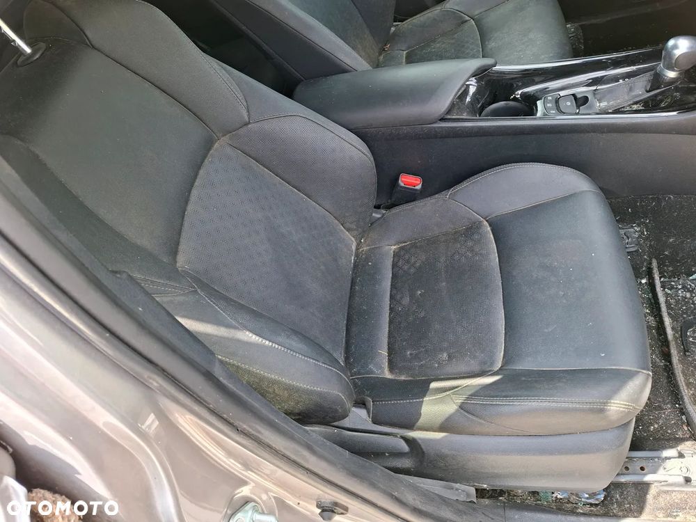 Toyota C-HR 1.8 Hybrid Executive - 13