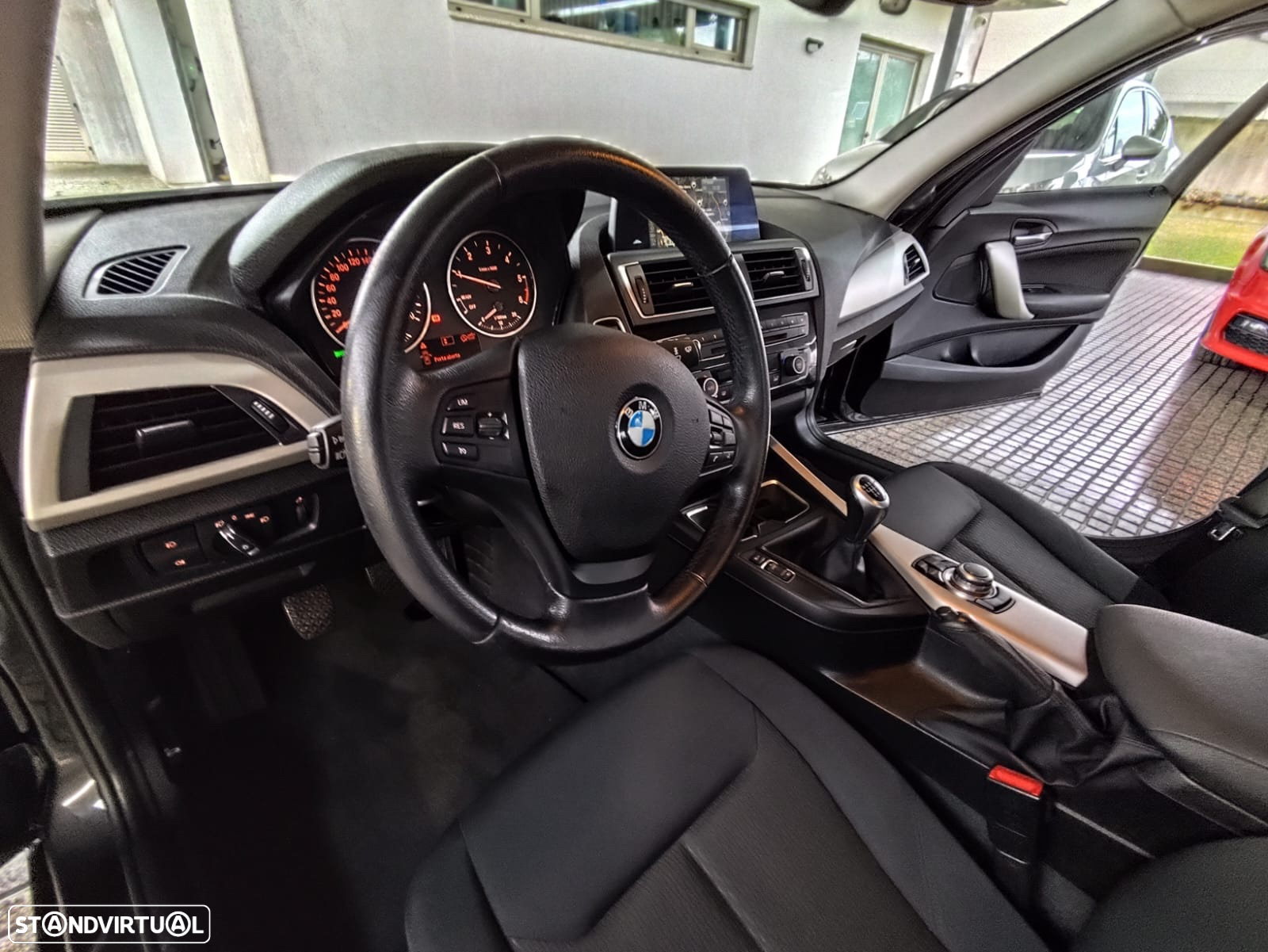 BMW 116 d EfficientDynamics Edition - 37