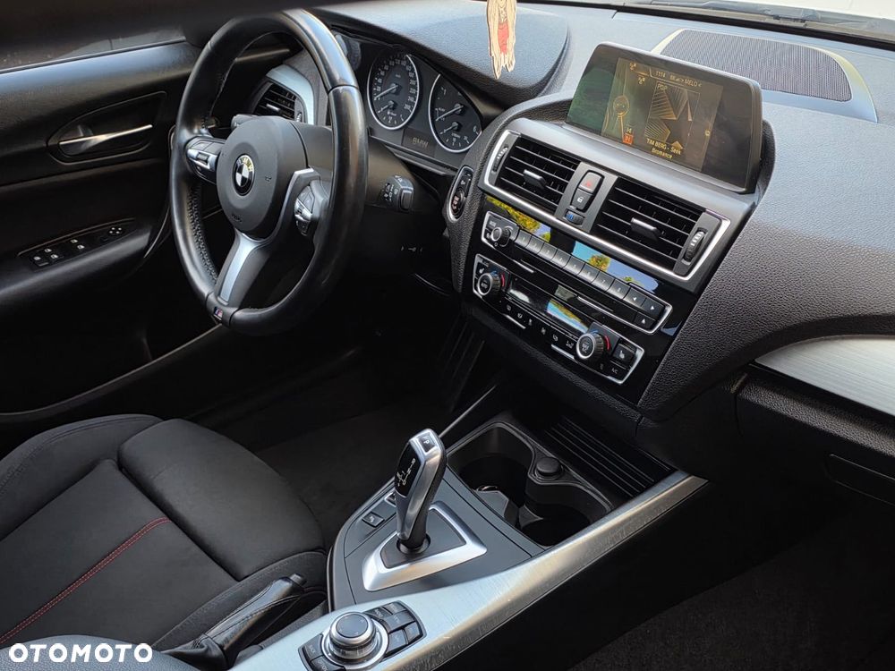BMW Seria 1 118d Sport Line - 6