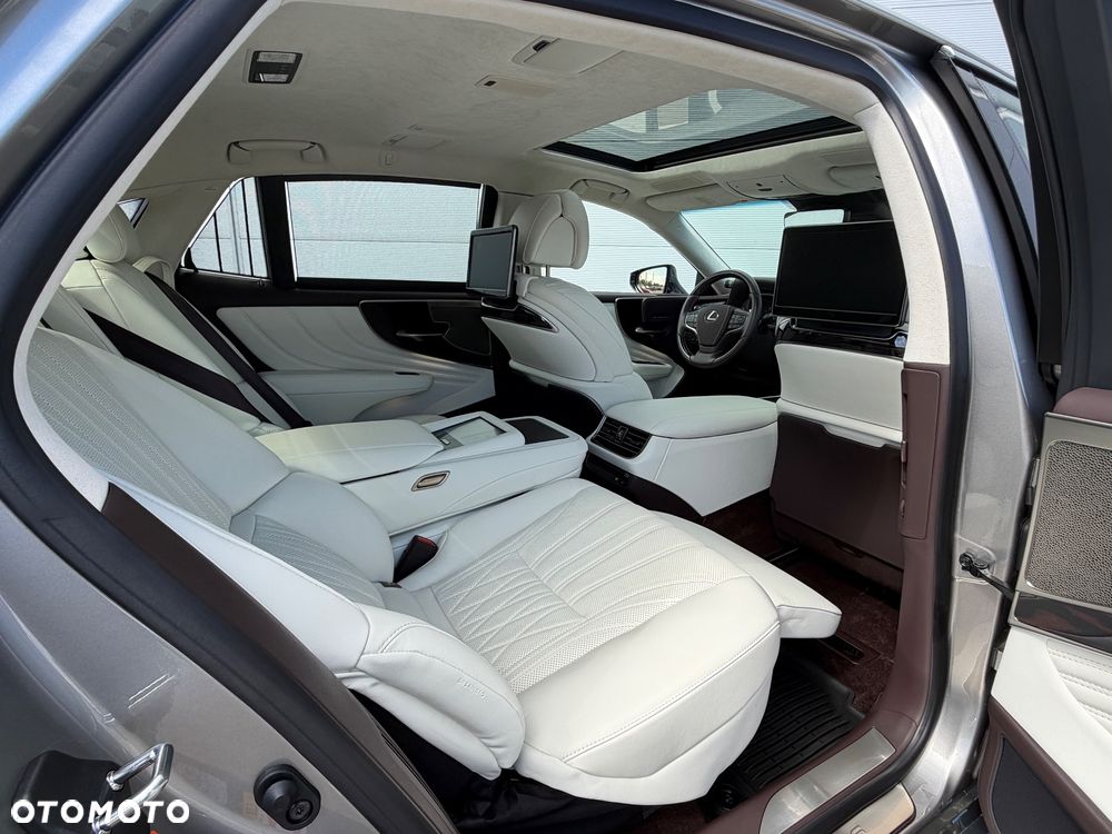 Lexus LS 500h Omotenashi AWD - 33
