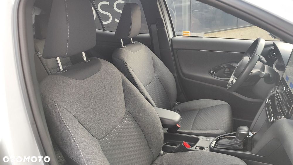 Toyota Yaris Cross Hybrid 1.5 Style - 16