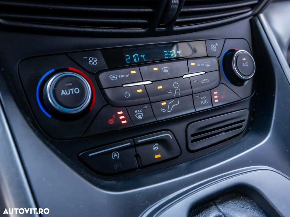 Ford Kuga 1.5 TDCi 2WD Powershift Trend - 17