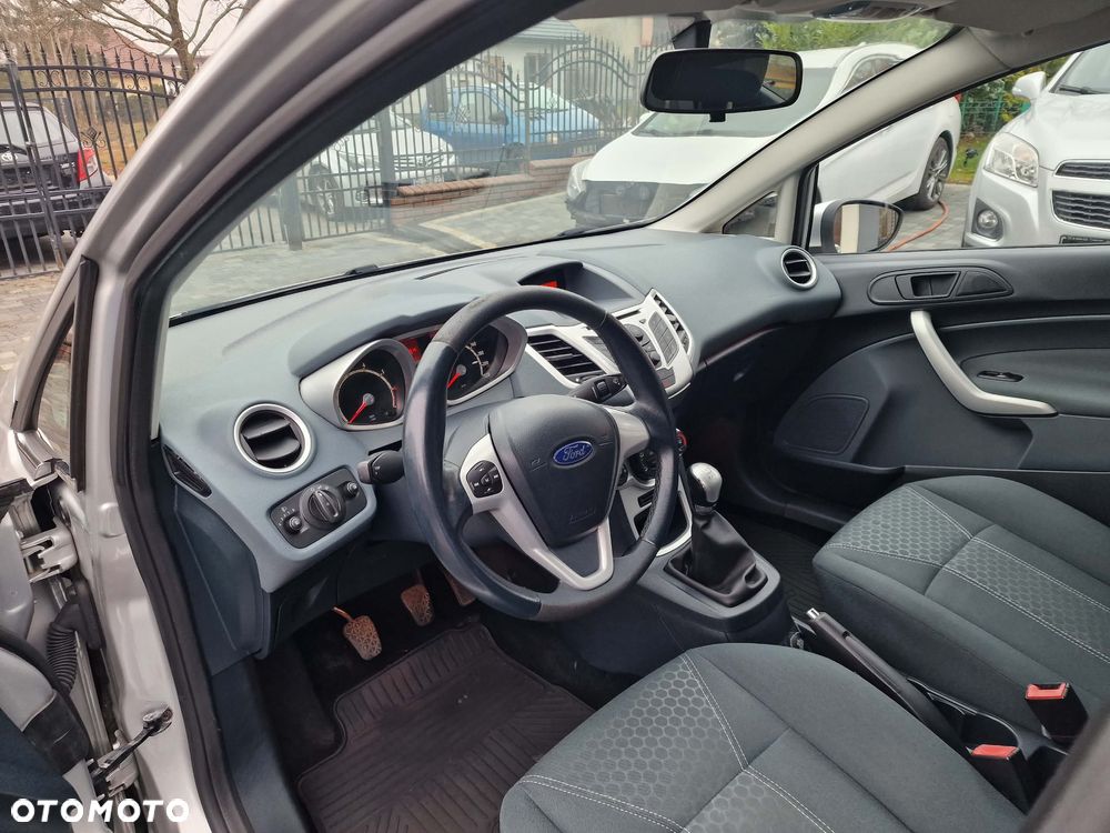 Ford Fiesta 1.25 Titanium - 8
