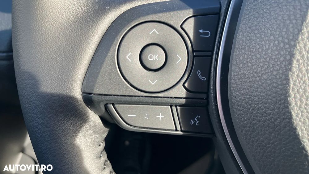 Toyota Corolla Cross - 15