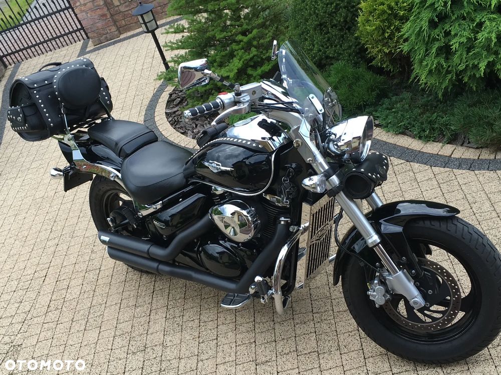 Suzuki Intruder - 2