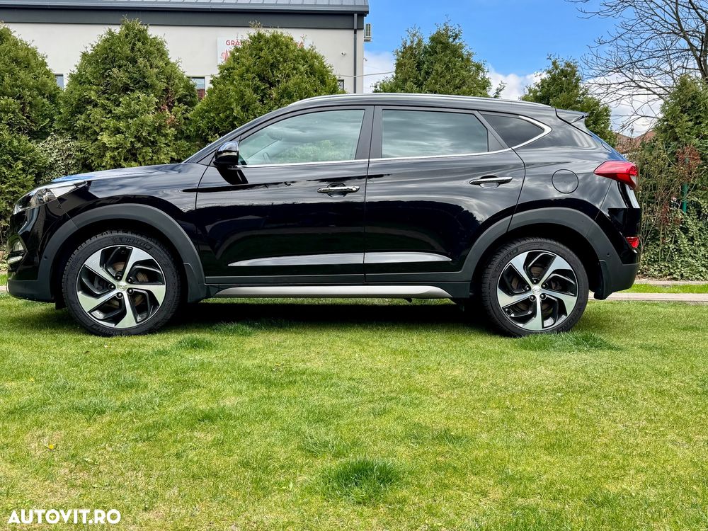 Hyundai Tucson - 1