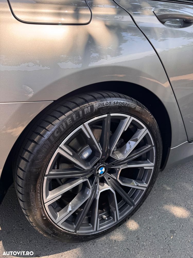 BMW Seria 7 - 20