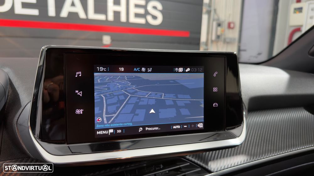 Peugeot 2008 1.2 PureTech Active Pack - 23