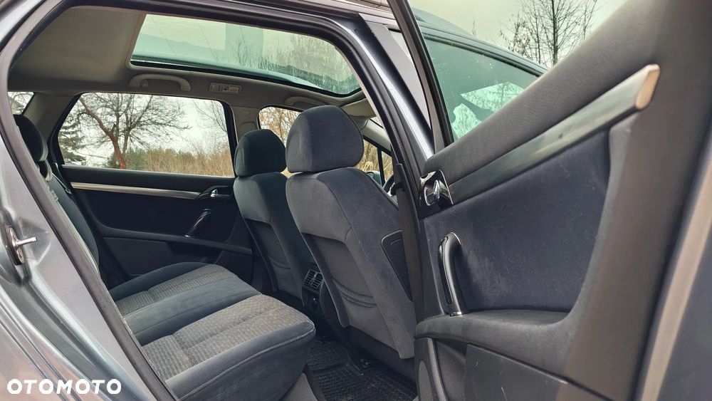 Peugeot 407 1.6 HDI Premium - 9