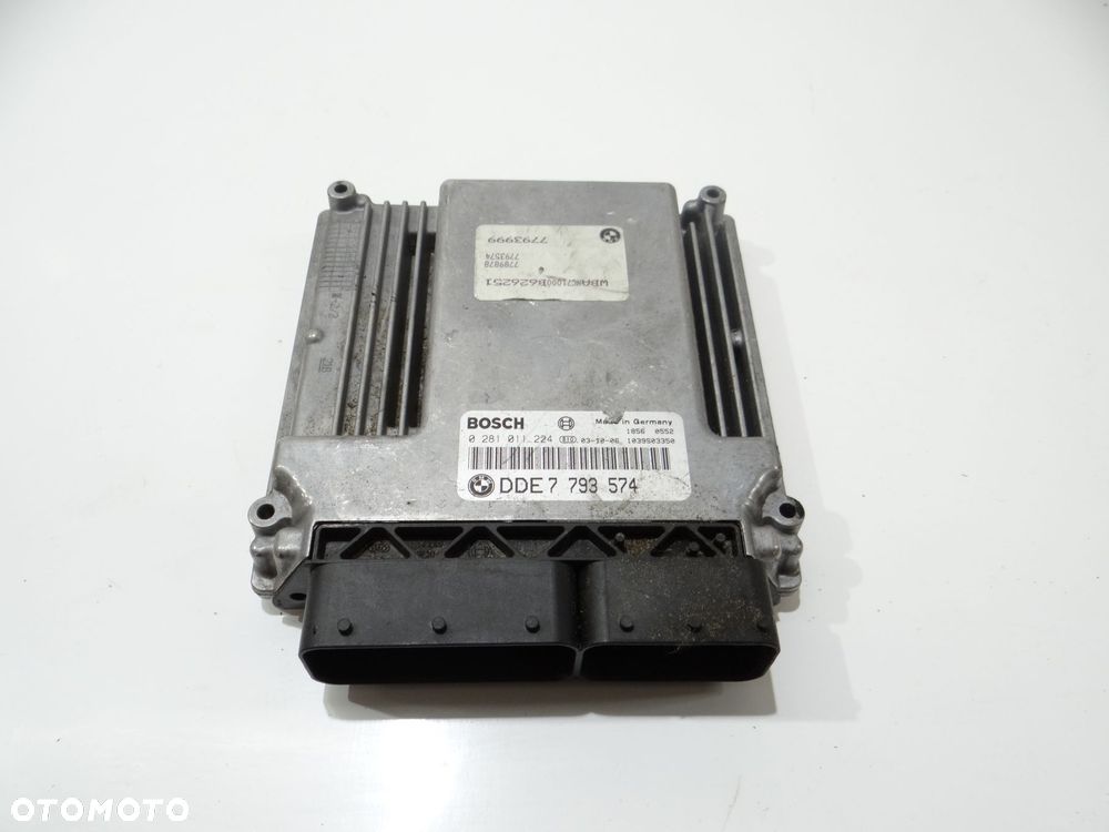KOMPUTER STEROWNIK SILNIKA BMW E60 E61 M57 7793574 - 1