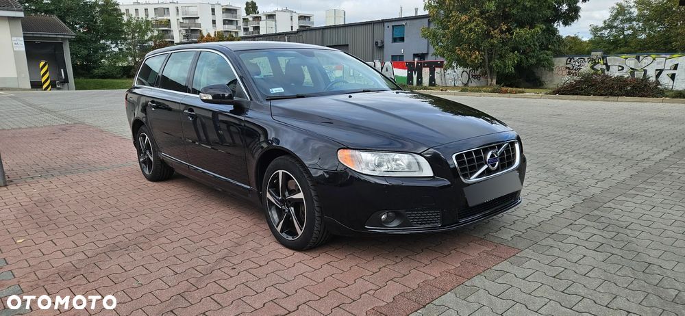 Volvo V70 - 1