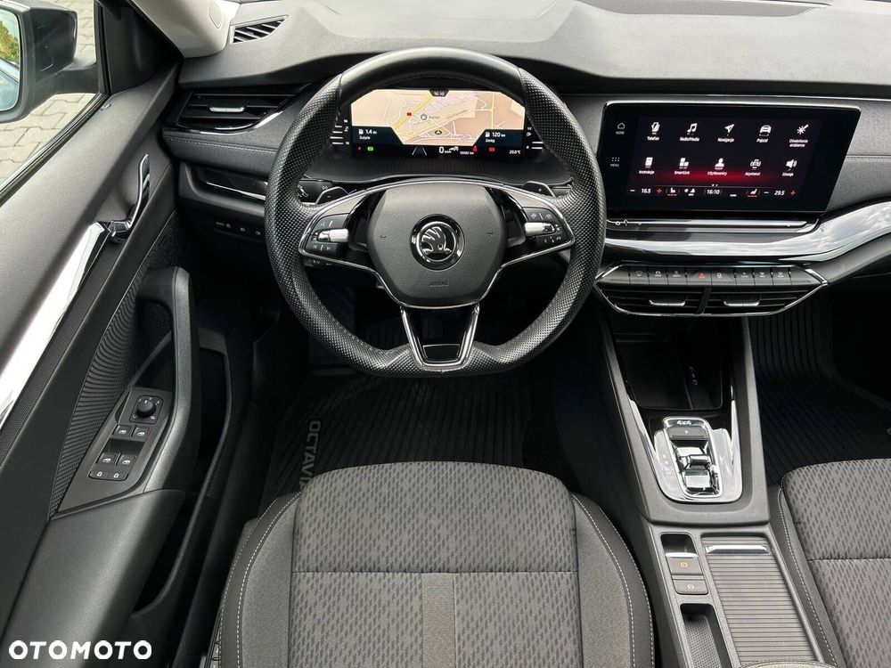 Skoda Octavia 2.0 TSI 4x4 Style DSG - 7