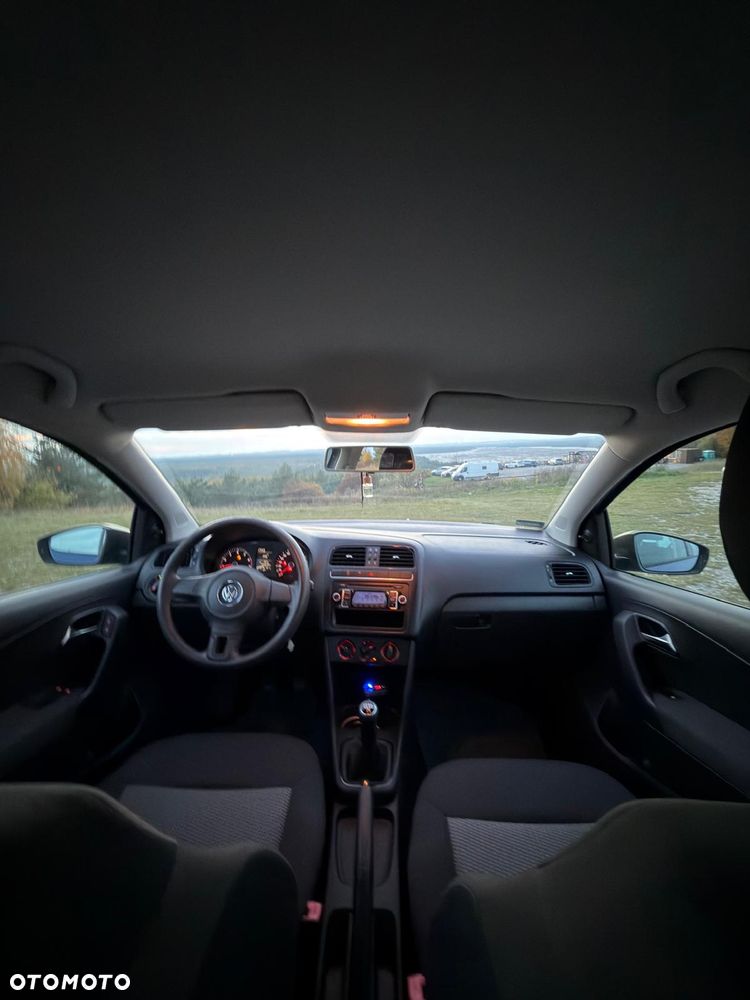 Volkswagen Polo - 12