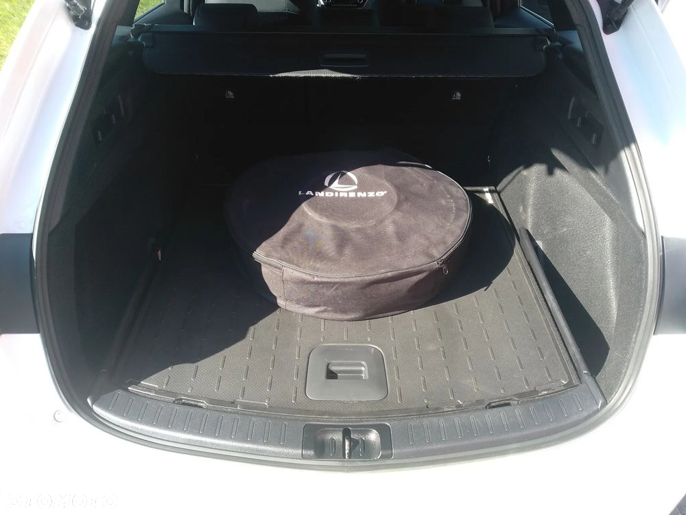 Toyota Corolla 1.2 T Active - 24