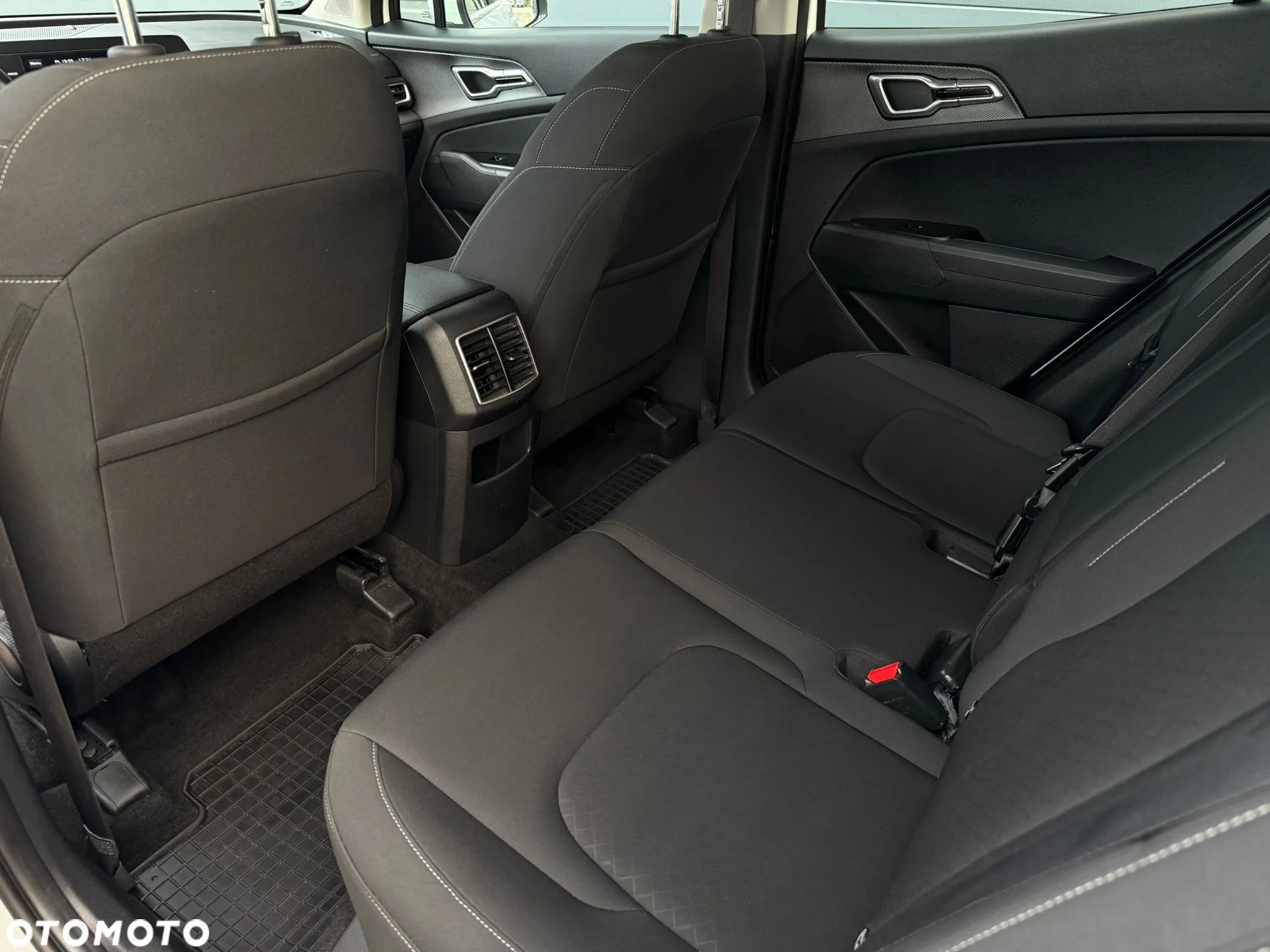 Kia Sportage - 12