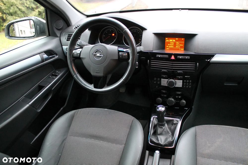 Opel Astra 1.7 CDTI DPF Innovation 110 Jahre - 20