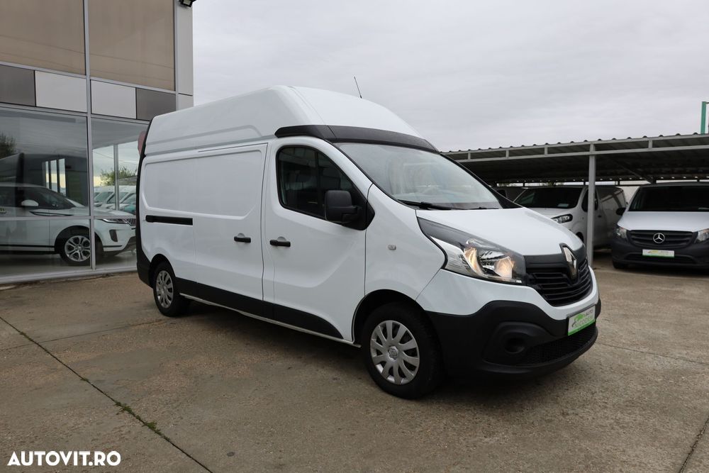 Renault Trafic - 8