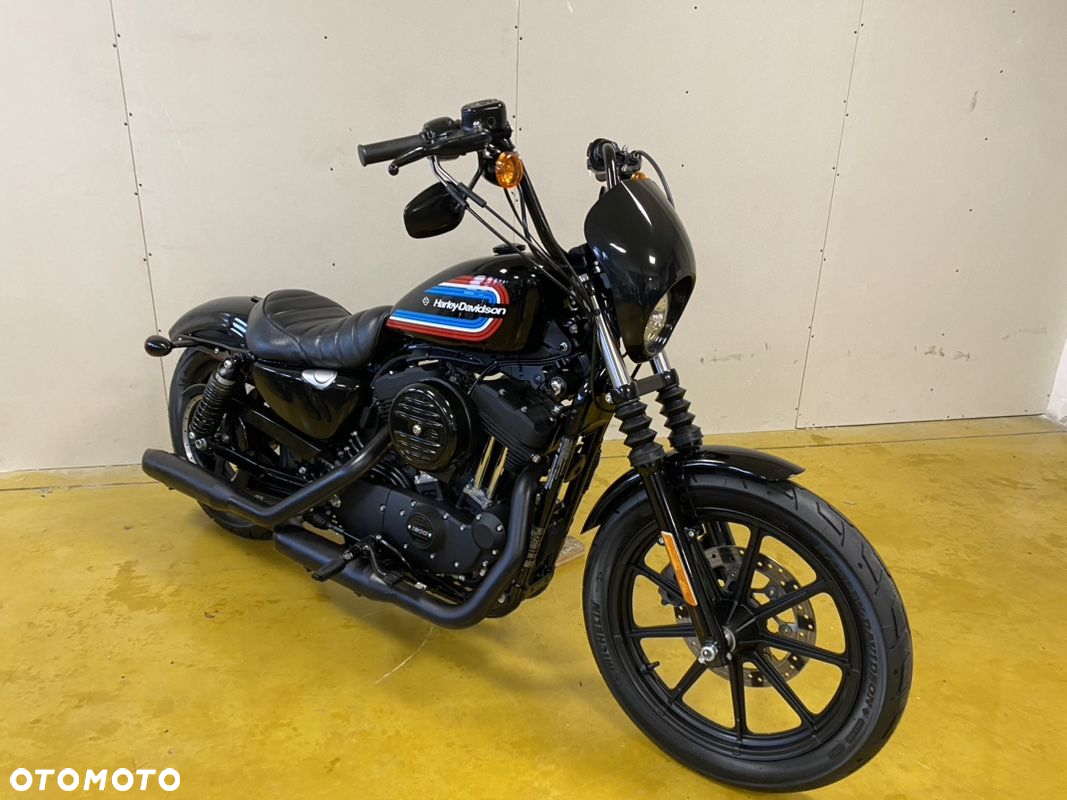 Harley-Davidson Sportster Iron 1200 - 5