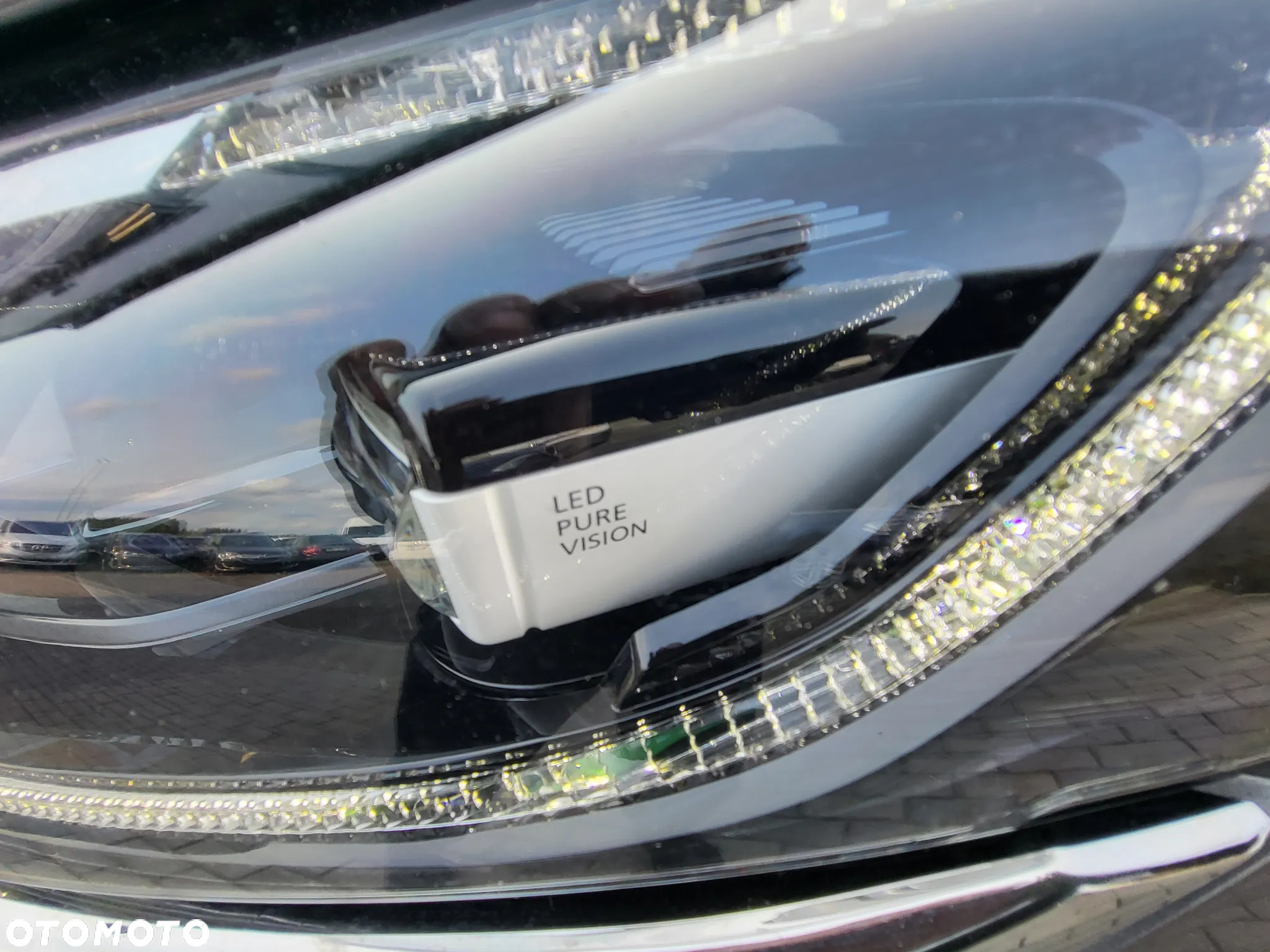 Renault Espace 1.6 dCi Energy Initiale Paris EDC 7os - 23