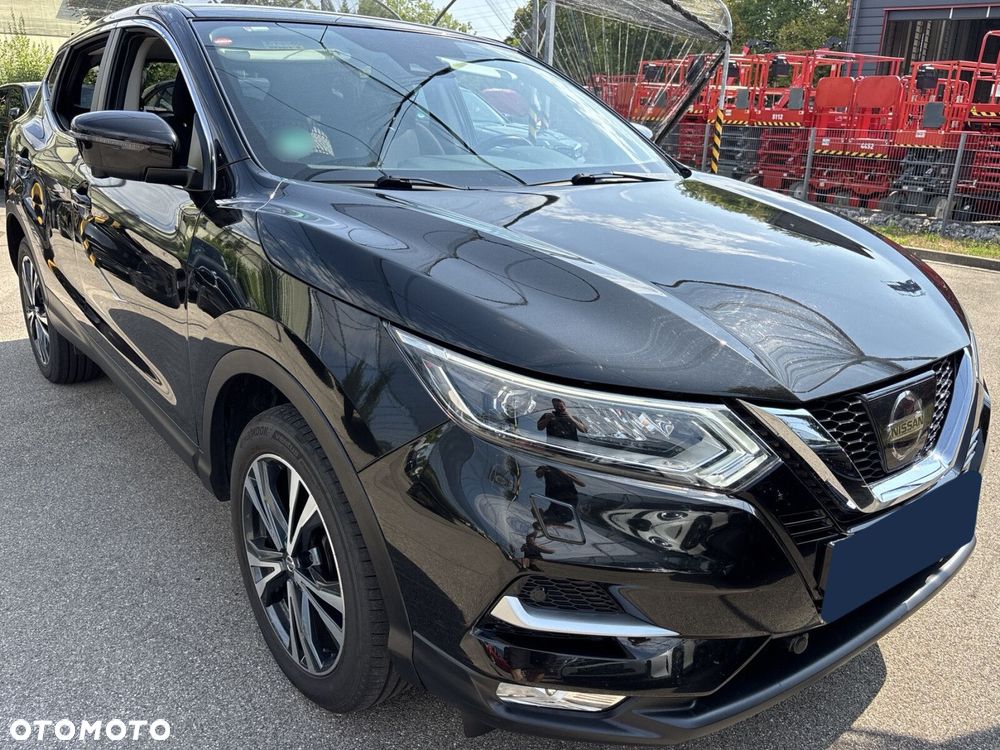 Nissan Qashqai - 25