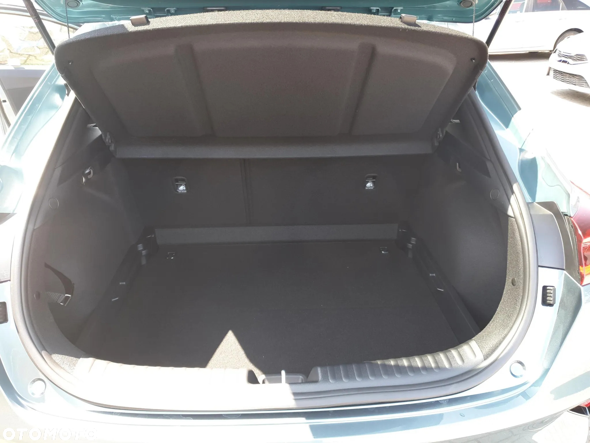 Kia XCeed 1.5 T-GDI M - 12