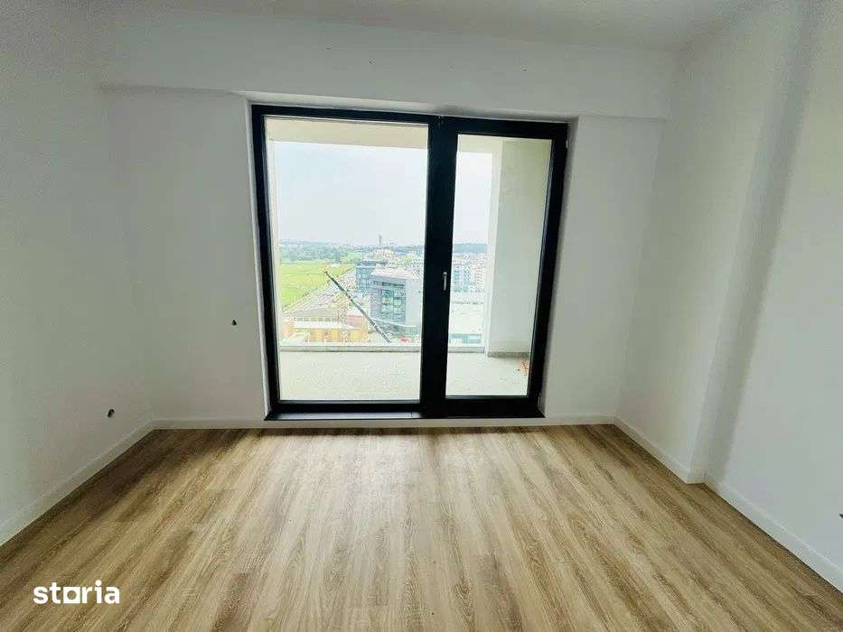 Apartament cu 2 camere, 46 mp, balcon, zona BMW — fotografia 2