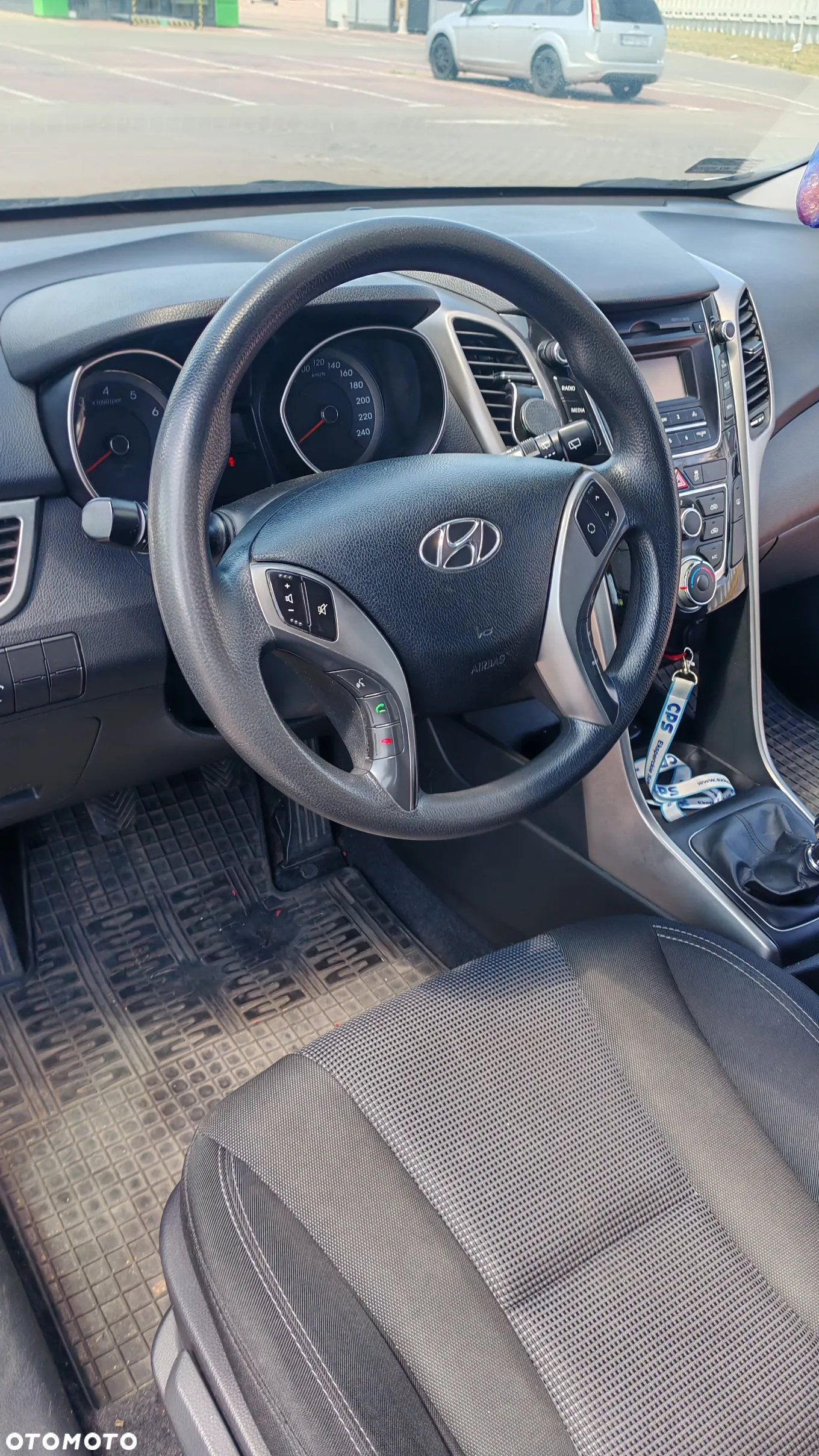 Hyundai i30 1.6 Classic + - 12