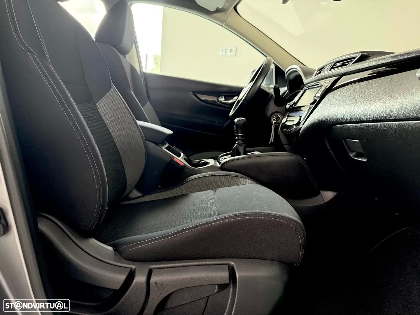 Nissan Qashqai 1.2 DIG-T N-Connecta - 33