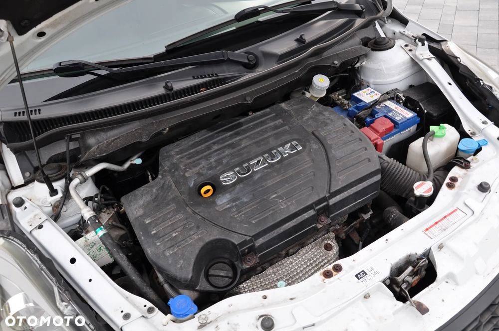 Suzuki Swift 1.6 Sport - 32