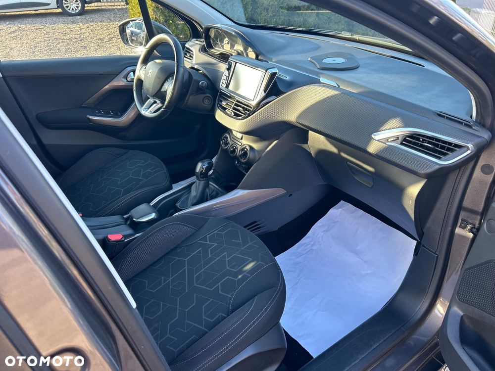 Peugeot 2008 PureTech 110 Style - 9