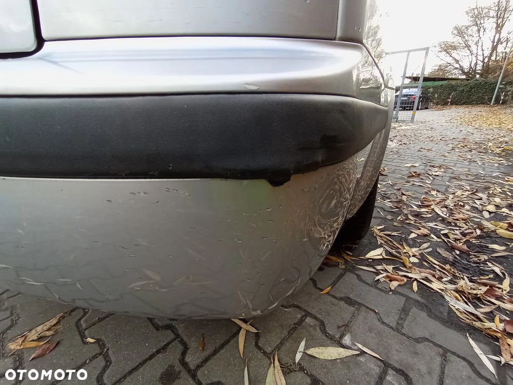 Skoda Octavia 1.6 Tour - 28