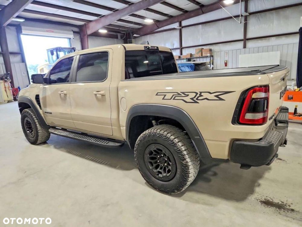 RAM 1500 TRX - 2