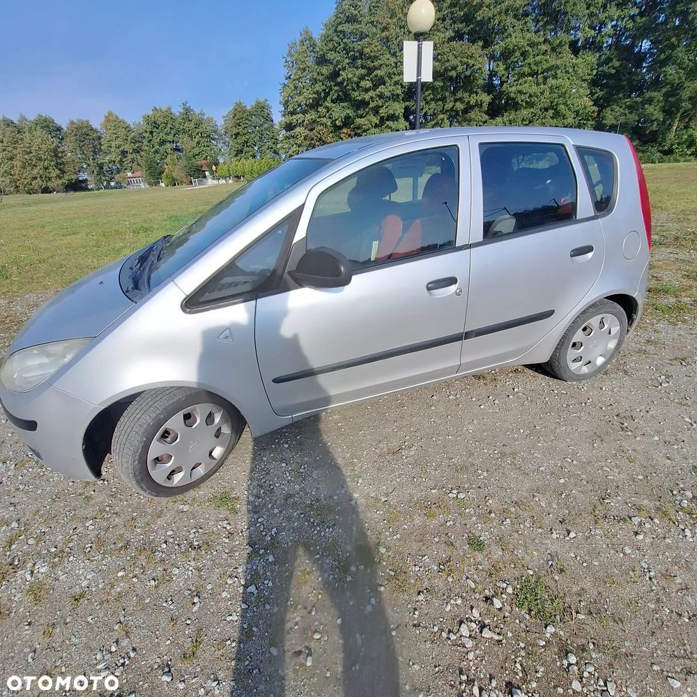 Mitsubishi Colt - 4