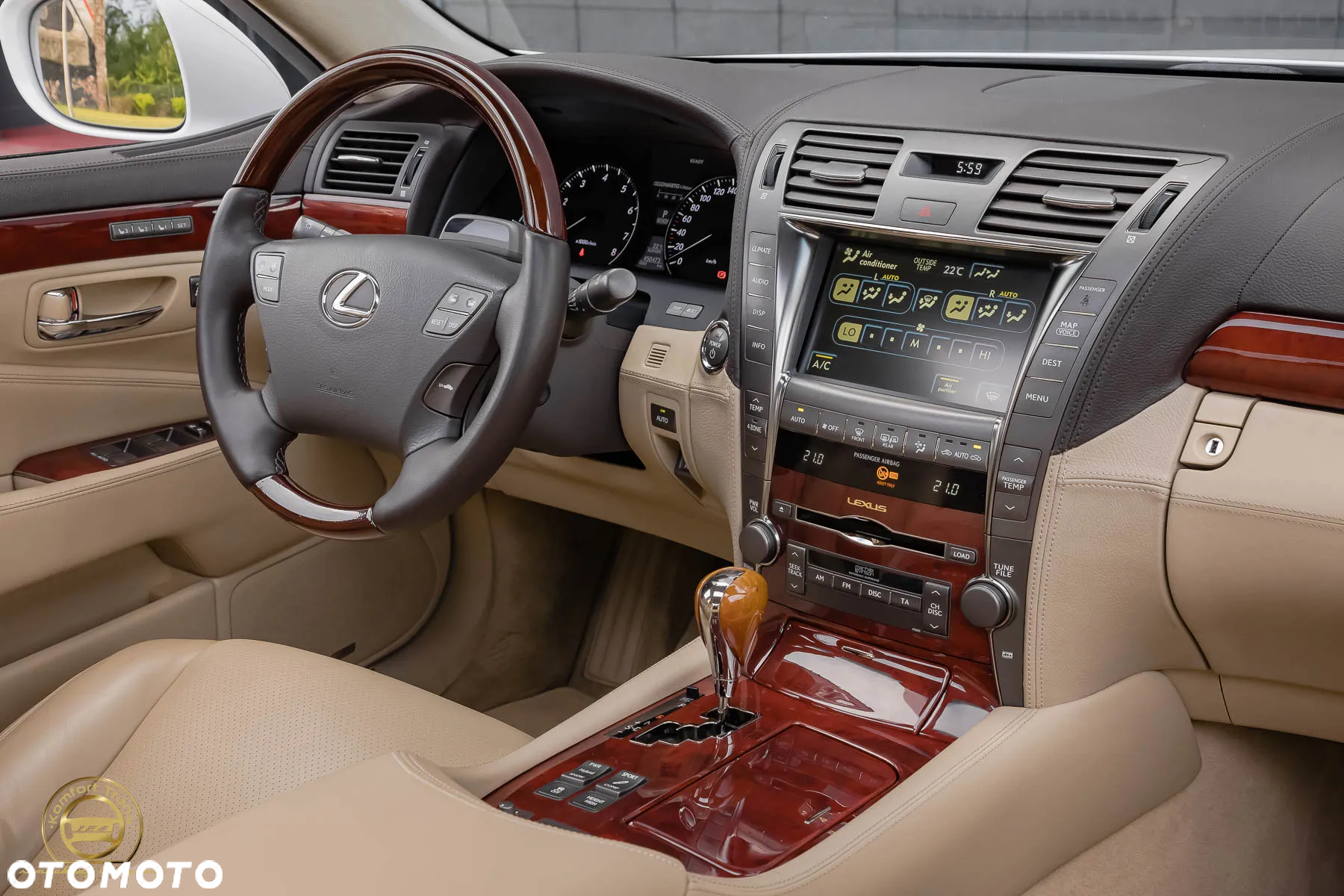 Lexus LS 600h Luxury Line - 28