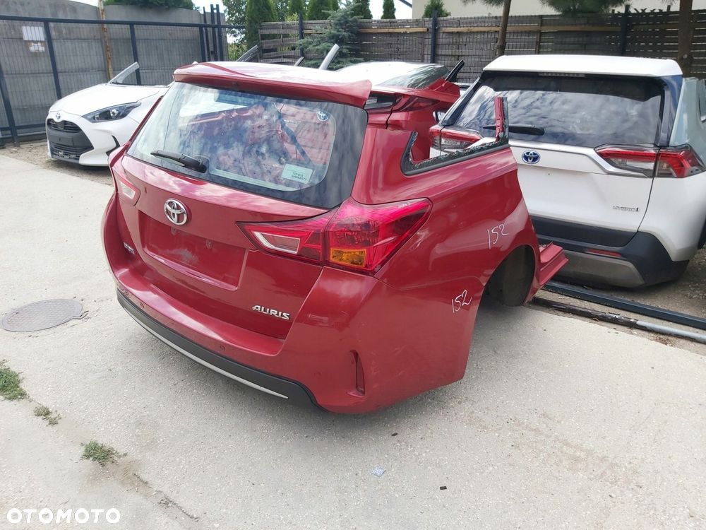 Toyota Auris II KOMBI błotnik prawy tył ćwiartka prawa - 6