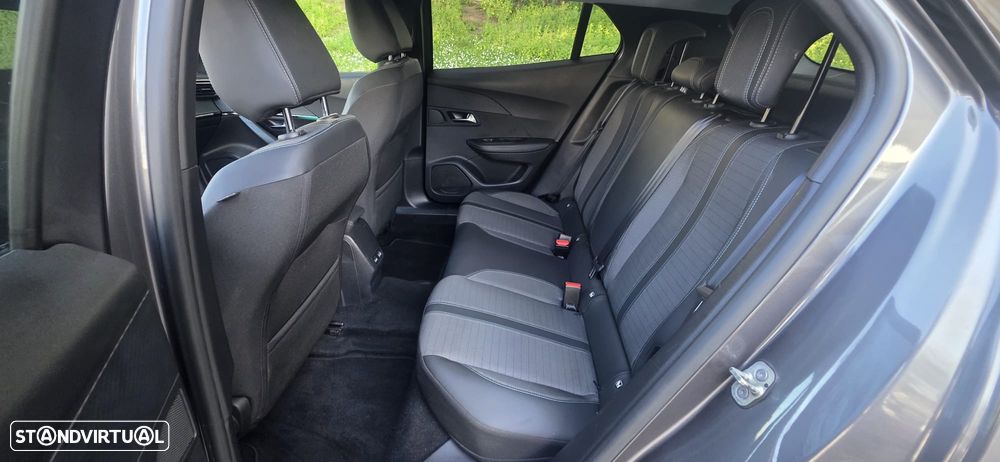 Peugeot 2008 1.5 BlueHDi Allure Pack - 18