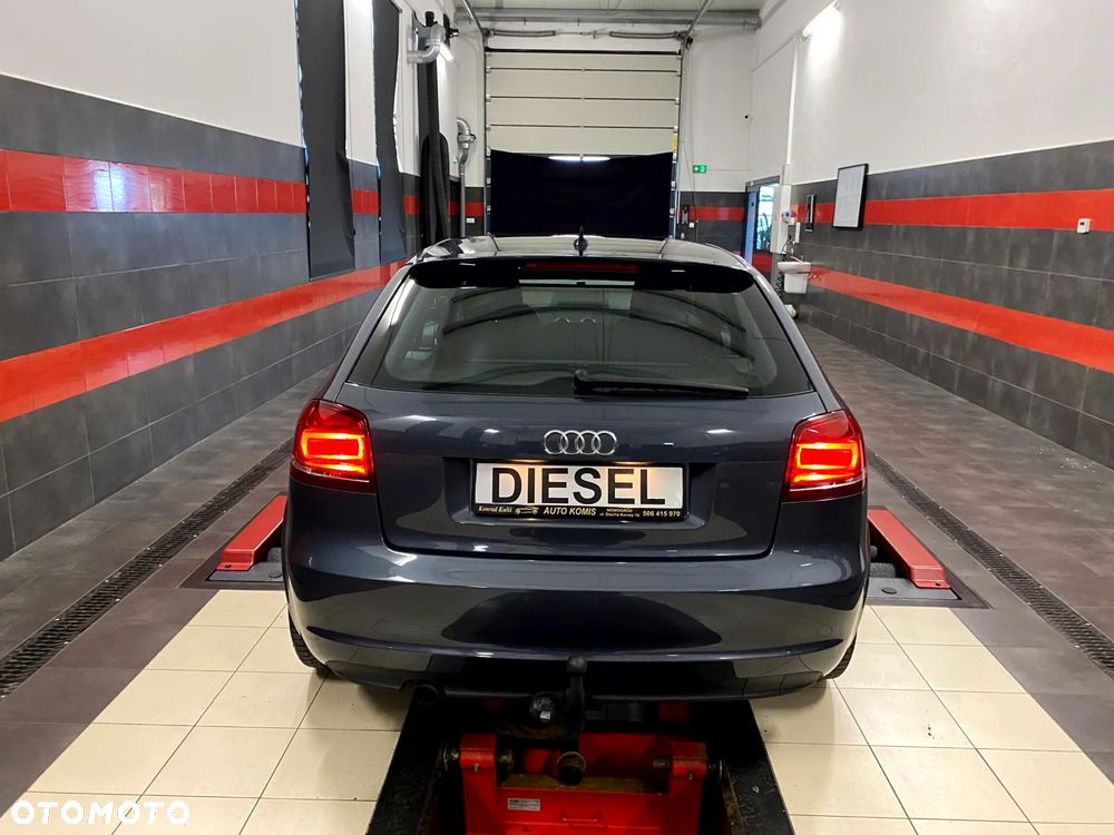 Audi A3 3-drzwiowe 2.0 TDI DPF S Line Sportpaket plus - 11