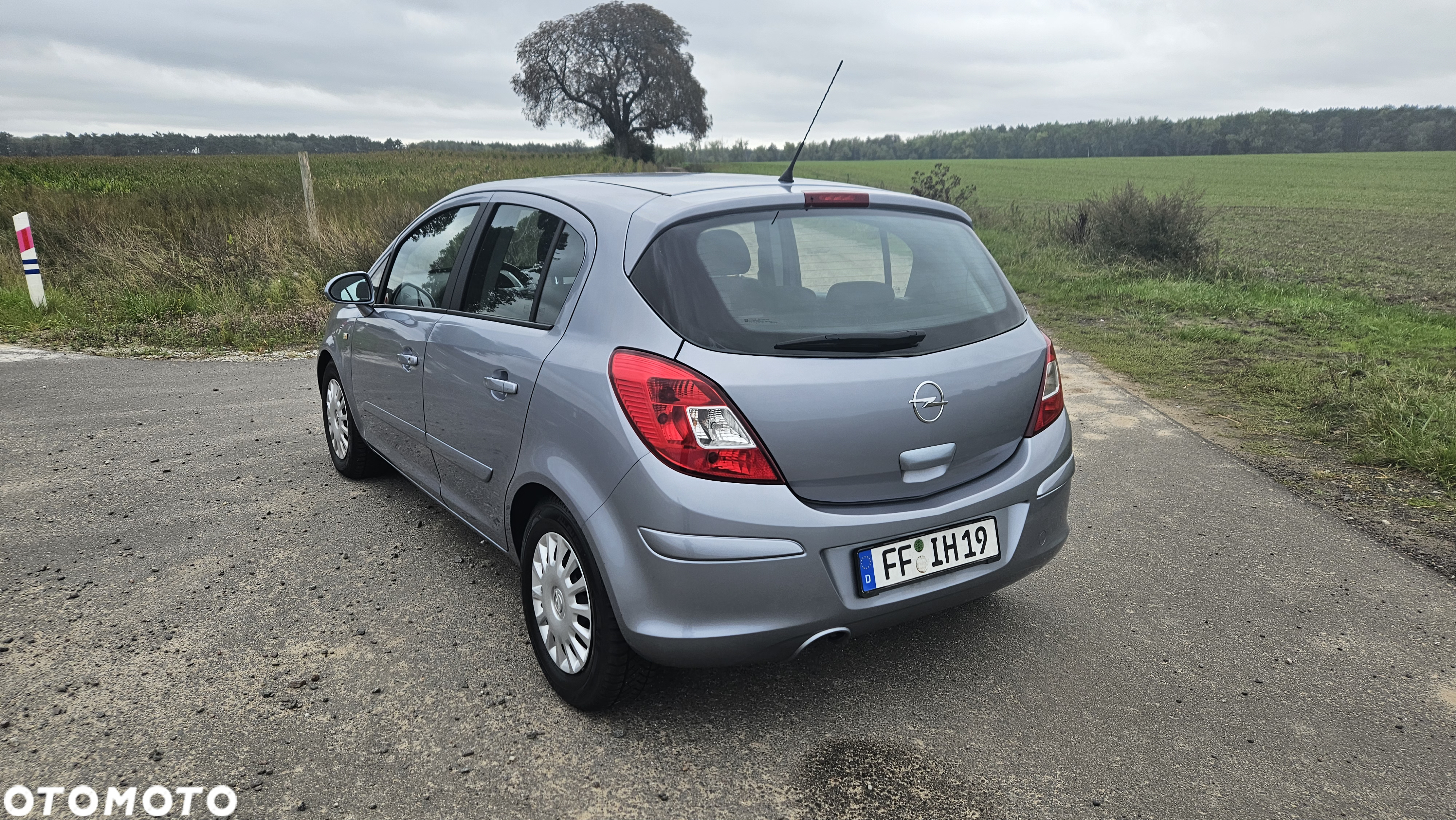 Opel Corsa 1.2 16V Cool - 15
