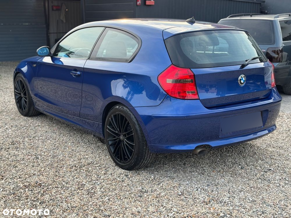 BMW Seria 1 118d DPF - 8