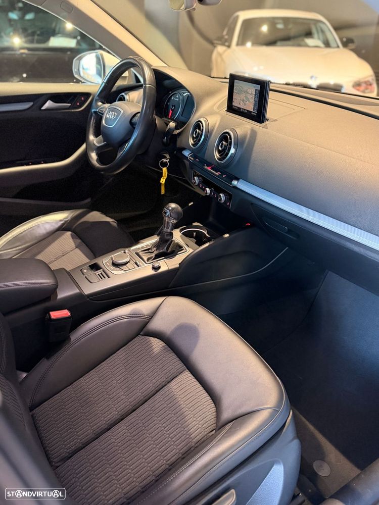 Audi A3 Sportback 1.6 TDI Design S tronic - 18
