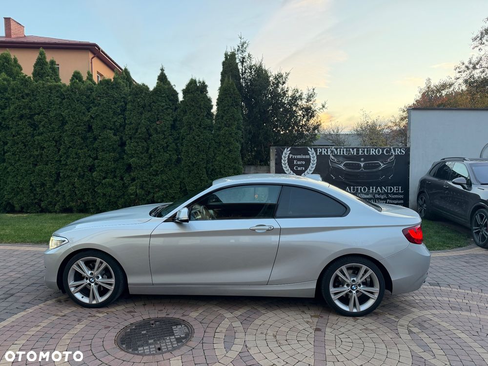BMW Seria 2 220d Sport-Aut Sport Line - 23